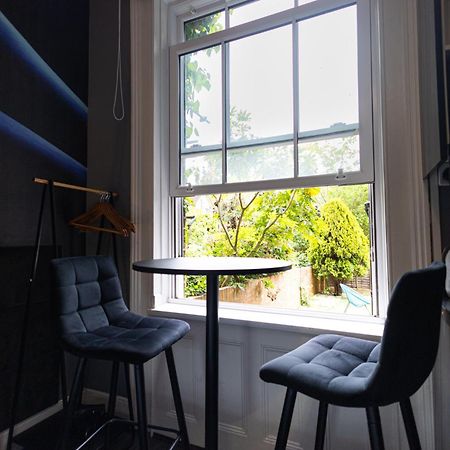 Elegant 1Bedroom Flat With Jacuzzi In A Prime Location London Exterior photo