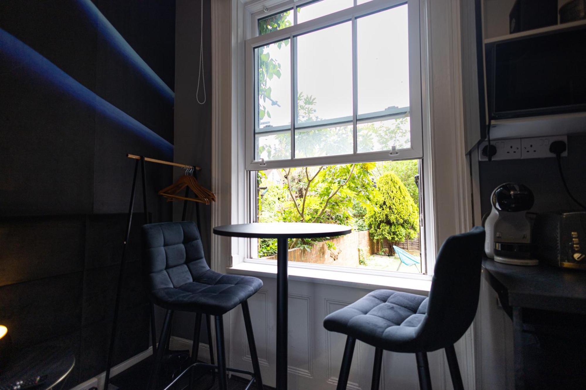 Elegant 1Bedroom Flat With Jacuzzi In A Prime Location London Exterior photo